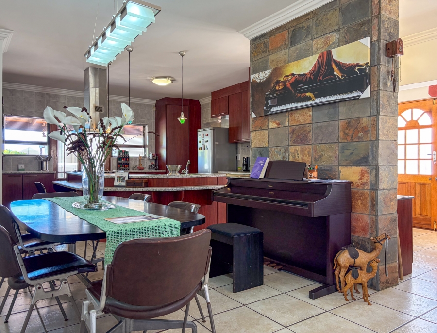 3 Bedroom Property for Sale in Country Club Western Cape